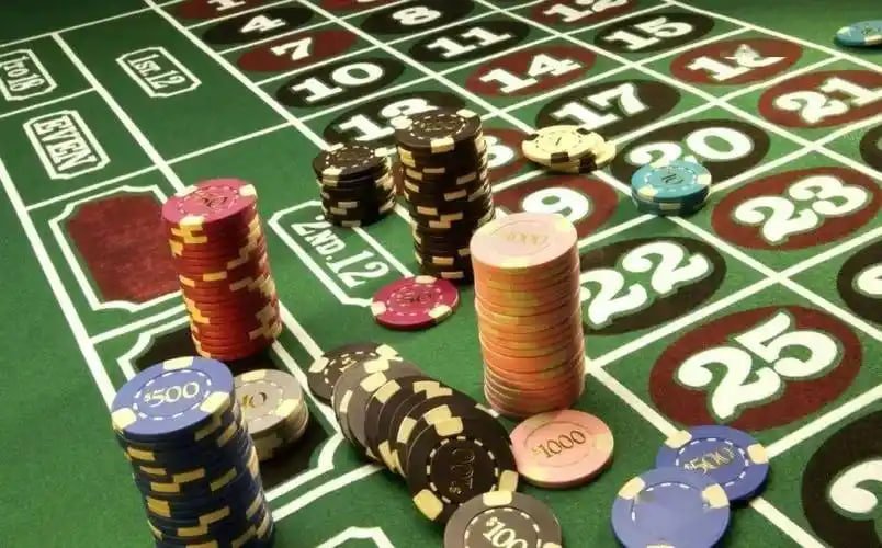 zippo platform showing sportsbook, live dealer, and slots categories